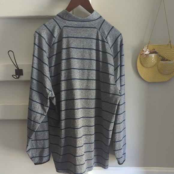 Greg Norman for Tasso Elba Men's Large Play Dry Long Sleeve Gray Striped Polo - Picture 6 of 8